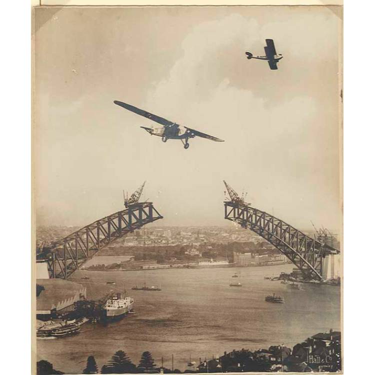 'Southern Sun' above Sydney Harbour Bridge, 1931
