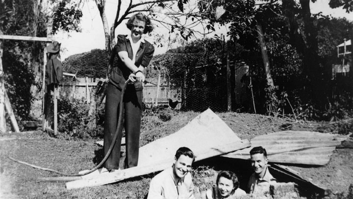 Air-raid shelter in Brisbane, 1942